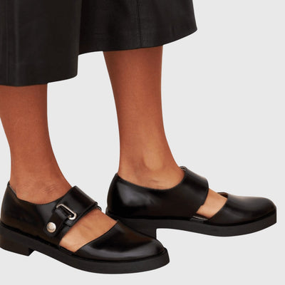 לינה - נעלי מרי ג'יינס עם סגירה בקליפס