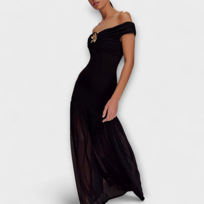 יעל | שמלת סטרפלס צמודה המדגישה את הקימורים באלגנטיות מושלמת