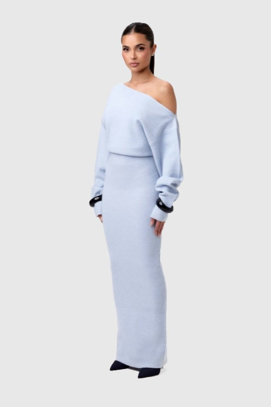 Amar Eliana – שמלת סוודר חושפת כתף