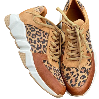 סניקרס קריזי לאופרד לוקס