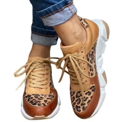 סניקרס קריזי לאופרד לוקס