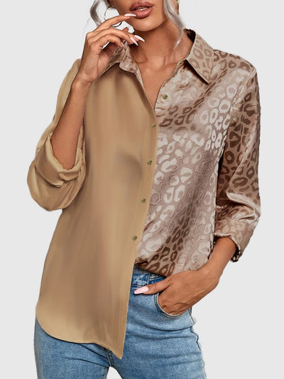 Amar™ Gwendolyn - חולצת סאטן דו-גוונית עם הדפס ג'קארד מנומר