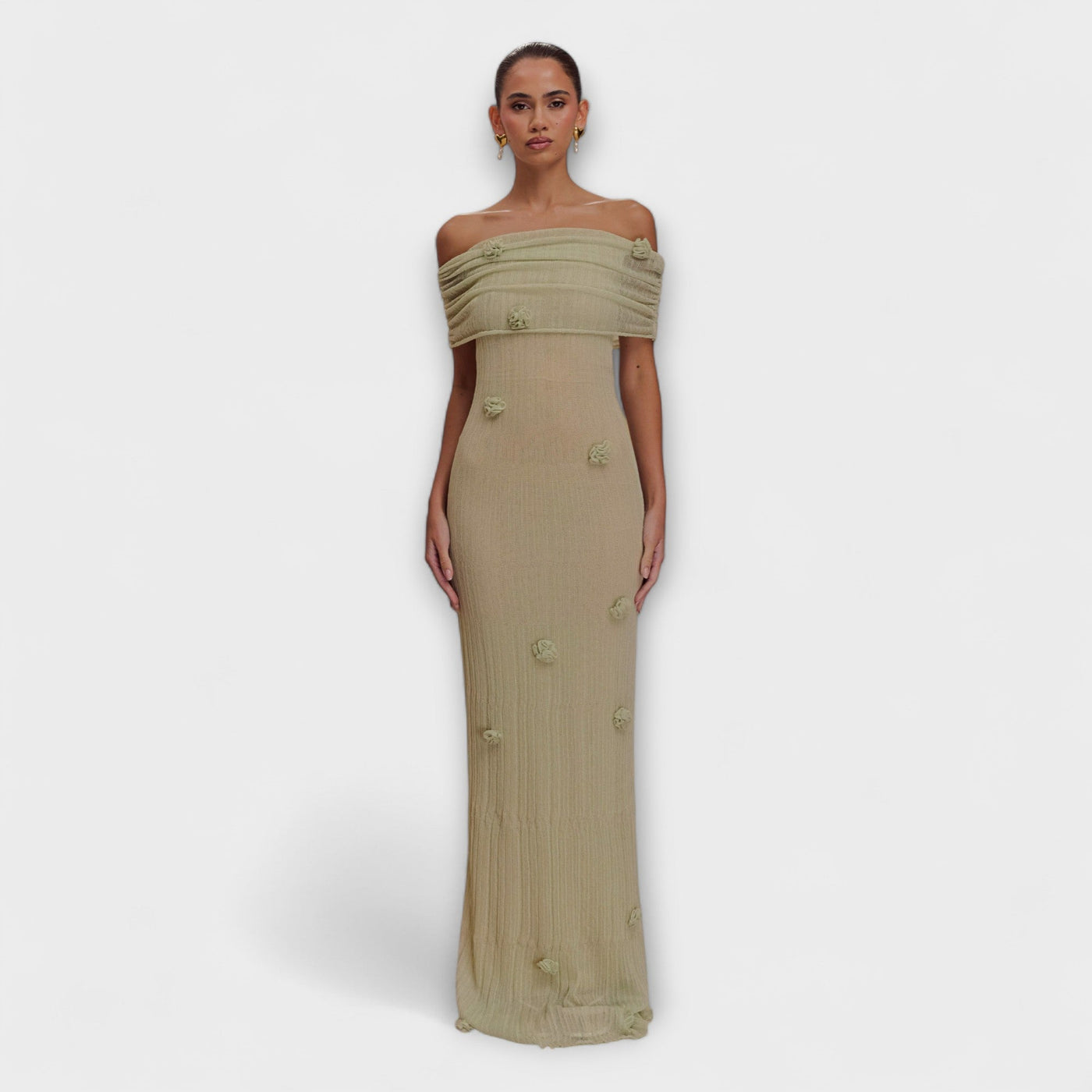 כרמלה | שמלת סריג נשית בנגיעות רומנטיות