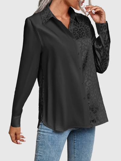 Amar™ Gwendolyn - חולצת סאטן דו-גוונית עם הדפס ג'קארד מנומר