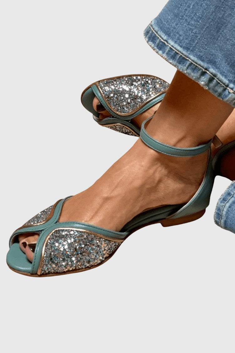 שיר - סנדלים שטוחים מבריקים