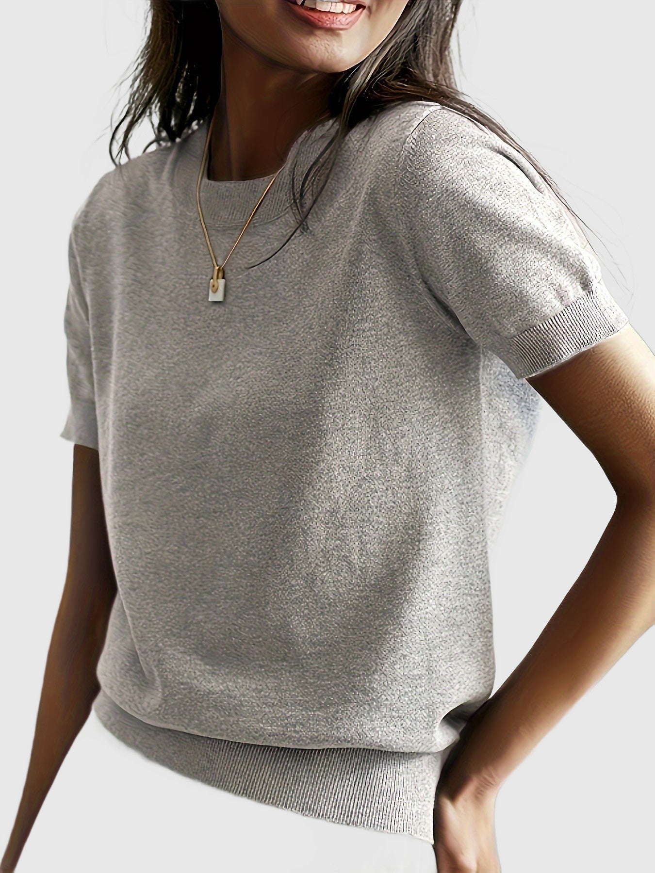 Amar™ Hila - חולצת טי שירט קז'ואל בעלת גמישות גבוהה