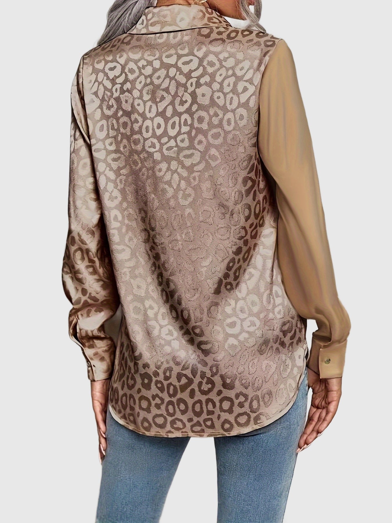 Amar™ Gwendolyn - חולצת סאטן דו-גוונית עם הדפס ג'קארד מנומר