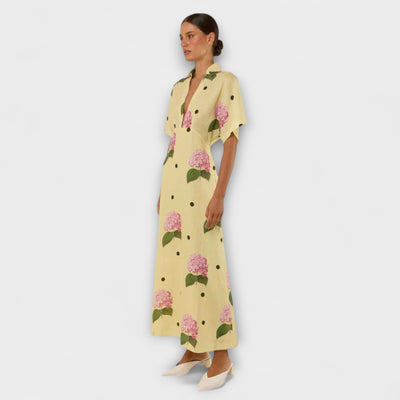 אלישבע | שמלת פולקה דוט אלגנטית ומחמיאה