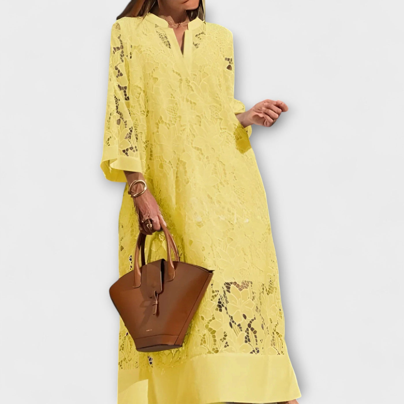 ברכה | שמלת כותנה נשית ונושמת באלגנטיות מודרנית