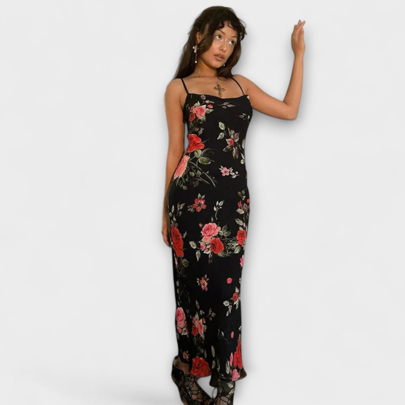 אורית | שמלת בודי קון פרחונית עם כתפיות ספגטי