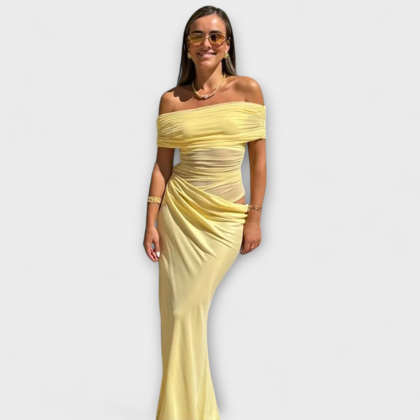 מיכל | שמלת קפלים אלגנטית ולא סימטרית