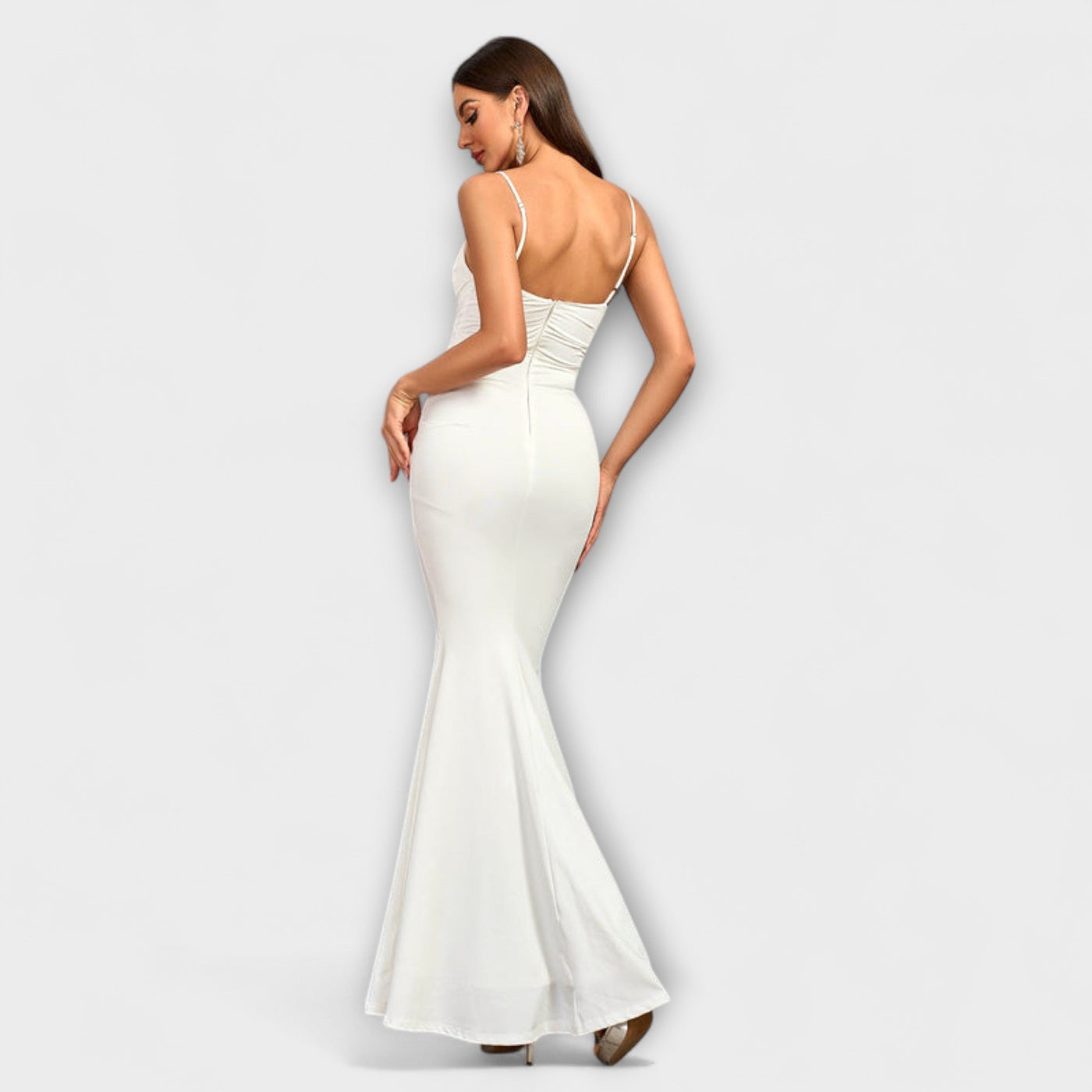 ליאורה | שמלת מקסי פתוחה בגב באלגנטיות נצחית