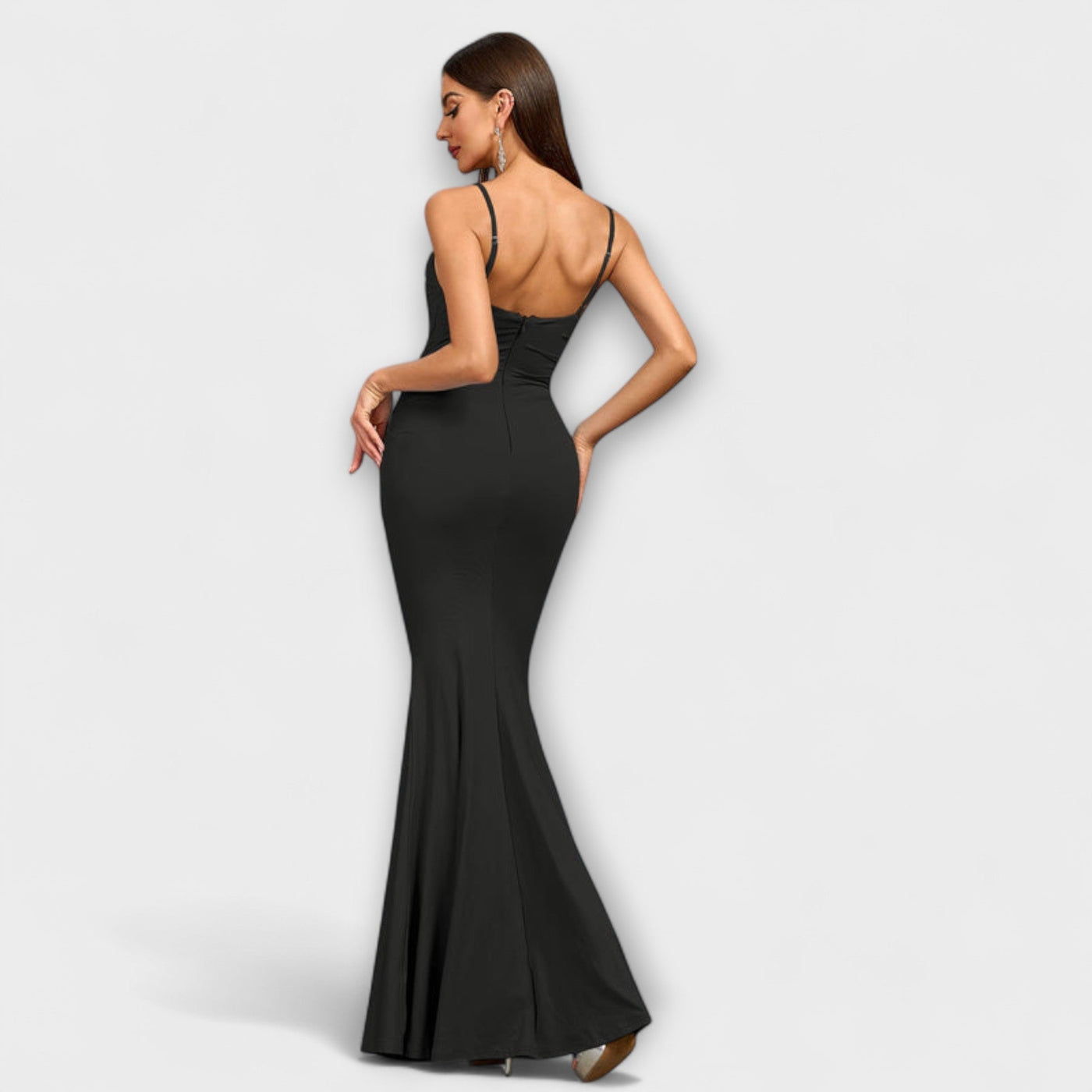 ליאורה | שמלת מקסי פתוחה בגב באלגנטיות נצחית