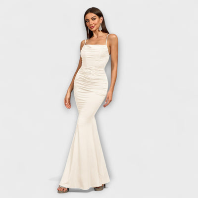 ליאורה | שמלת מקסי פתוחה בגב באלגנטיות נצחית