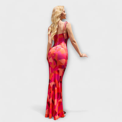 ליאורה | שמלת בודי קון פרחונית באלגנטיות מחבקת קימורים