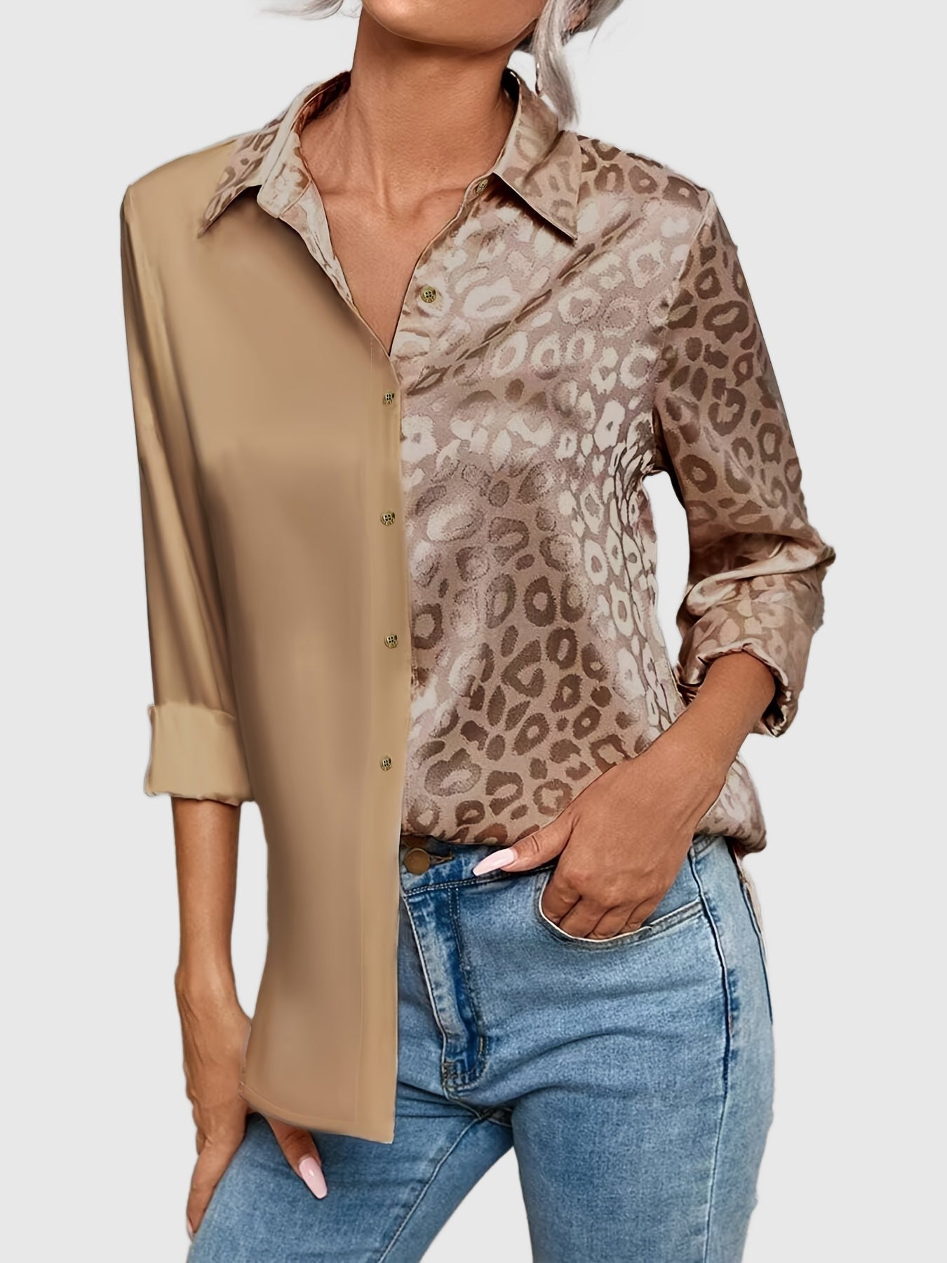 Amar™ Gwendolyn - חולצת סאטן דו-גוונית עם הדפס ג'קארד מנומר