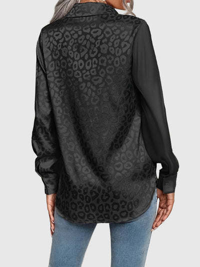 Amar™ Gwendolyn - חולצת סאטן דו-גוונית עם הדפס ג'קארד מנומר