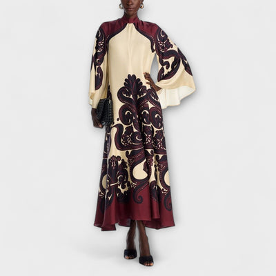 סיגל | שמלת מקסי שחורה עם הדפס אתני ונוחות זורמת לכל יום