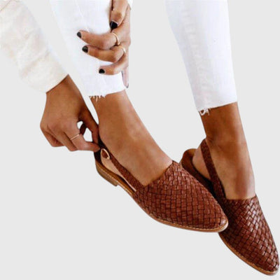 סנדרה - נעלי קיץ אורטופדיות