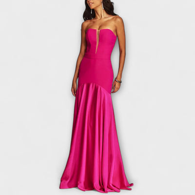 סיגל | שמלת ערב כתפיים חשופות עם מחשוף V שקוף באלגנטיות עוצרת נשימה