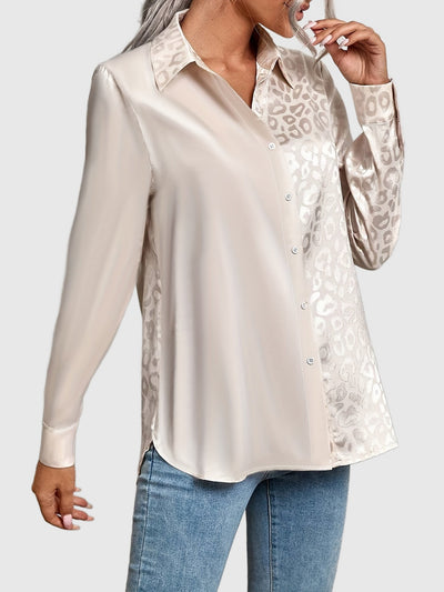 Amar™ Gwendolyn - חולצת סאטן דו-גוונית עם הדפס ג'קארד מנומר