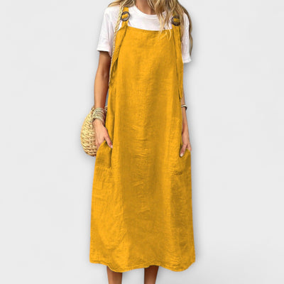 עדי | שמלה פונקציונלית ונוחה ליום פעיל ואלגנטי